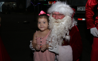 Sorteio e Chegada do Papai Noel Acico